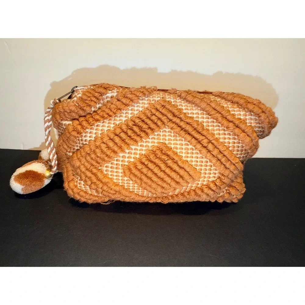 Lovestitch Diamond Carpet Cosmetic Bag Terracotta Pom Pom Tassel Pouch DR-824A